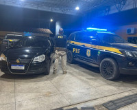 PRF flagra veículo com sinais de adulteração durante fiscalização em Piripiri