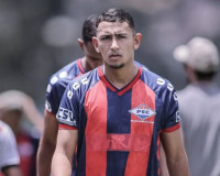 jogador do Piauí Esporte clube morre após colisão com vaca em Altos