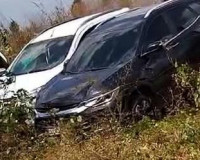 Colisão entre dois carros é registrada na PI-214