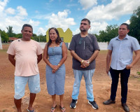 Prefeita de Cocal de Telha anuncia construção de praça na comunidade Sambaibinha