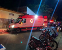 Três pessoas ficam feridas após colisão entre motocicletas em Pedro II