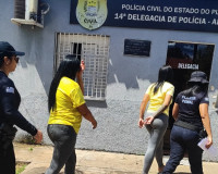 Duas mulheres são presas ao tentar entrar com drogas na Cadeia Pública de Altos