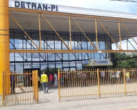 Detran-PI suspende exigência e fiscalização da renovação anual do licenciamento de veículos