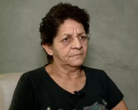 Mulher é inocentada após ser acusada injustamente de envenenar irmãos