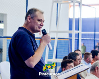 Prefeito Marcelo Jatobá inaugura nova quadra esportiva em Piracuruca