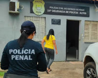 Mulher é presa ao tentar entrar em presídio com drogas escondidas na vagina
