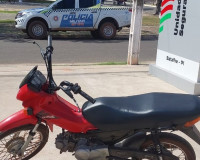Polícia recupera moto roubada em Batalha; suspeito abandona veículo e foge pelo matagal