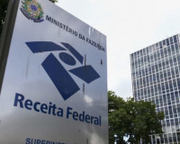 Receita Federal paga hoje 4º lote de restituição do Imposto de Renda