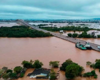 RS entra em alerta máximo para inundações; Guaíba fica perto de 5 metros
