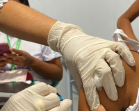 Crianças e adolescentes são convocados para dia D da campanha de multivacinação neste sábado (18)