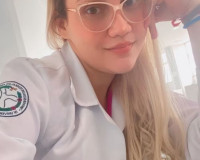 Falsa médica presa em Manaus se passava por especialista em crianças cardiopatas em podcast;