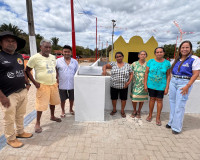 Prefeita Karyne do Rodrigão inaugura nova praça em Cocal de Telha