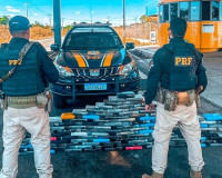 PRF apreende cerca de 140 kg de cocaína em ônibus apreendido no Piauí