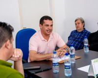 Prefeito João Arilson realiza reunião unificada com os nove vereadores para discutir precatórios do