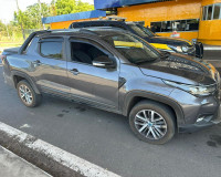 PRF apreende carro roubado na BR-343 em Piripiri