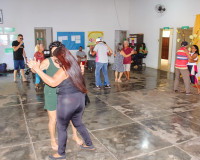 Forró do Idoso anima comunidade no CRAS I em Piripiri