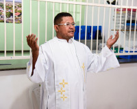 Padre Roberto Francelino é transferido para Paróquia em Parnaíba