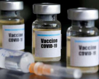 Vacina de Oxford tem 'proteção de 100%' contra formas graves de covid-19, diz AstraZeneca
