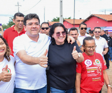 Piripiri celebra entrega de 64 moradias do minha casa minha vida nesta sexta-feira 13