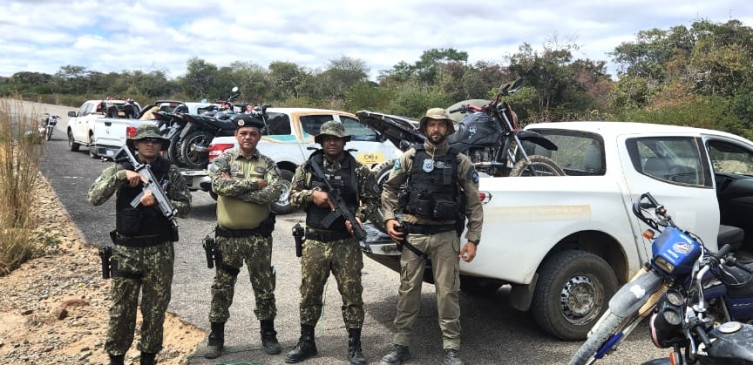 Operação no Parque Serra das Confusões resulta na apreensão de armas, motocicletas e animais abatido