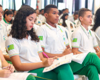 Governo vai premiar estudantes com melhores notas no Enem com PIX de R$ 1,4 mil no Piauí