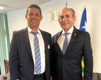 Prefeito João Arilson viaja a Brasília em busca de recursos para Lagoa de São Francisco