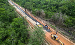 Obras de asfaltamento chegam à comunidade Furnas na zona rural de Piripiri