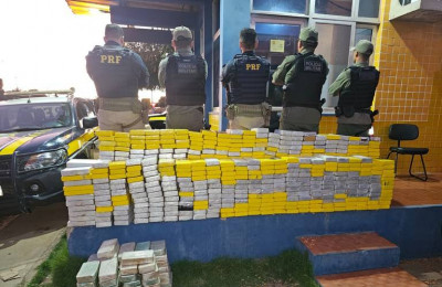 PRF de Picos apreende carga de cocaína avaliada em R$ 133 milhões