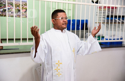 Padre desmente invasão e agressão na Paróquia Sagrado Coração Jesus em Piripiri