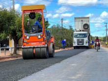 PIRIPIRI: Comunidade Banda recebe obras de asfaltamento