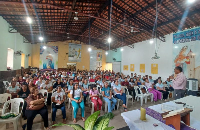 Paróquia de Piripiri realiza evento de formação para mais de 200 catequistas
